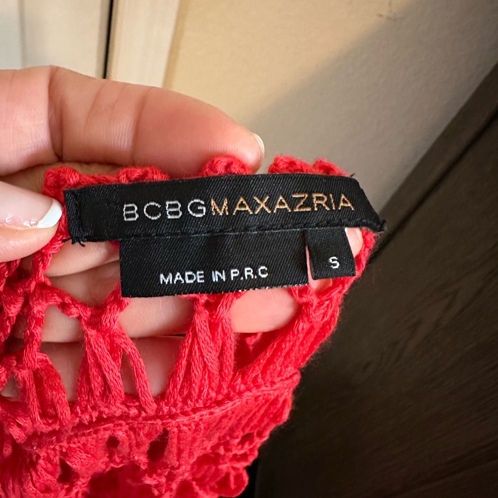 BCBG Cape - Picture 4 of 4